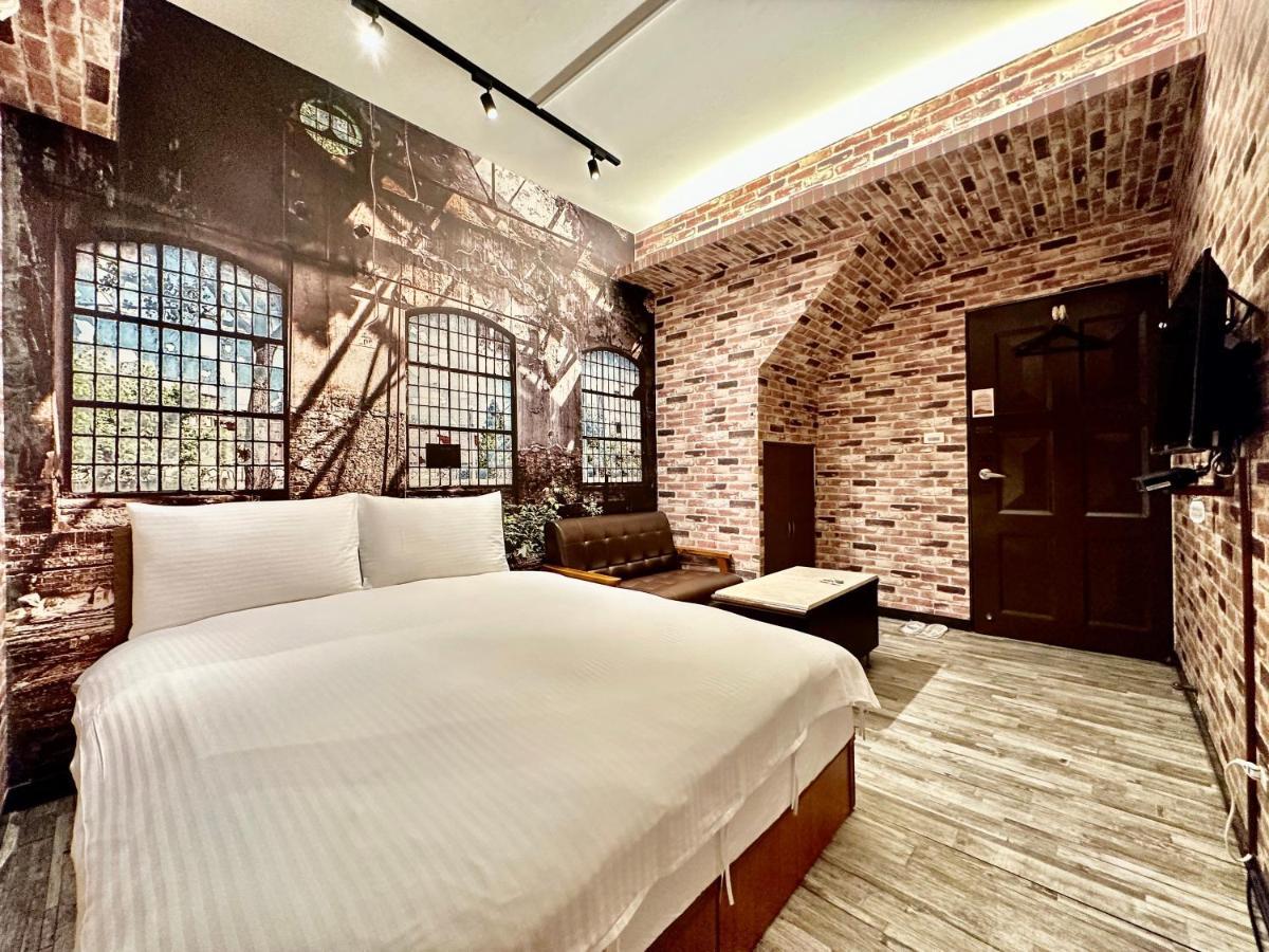 御旅 Inn Tchaj-čung Exteriér fotografie